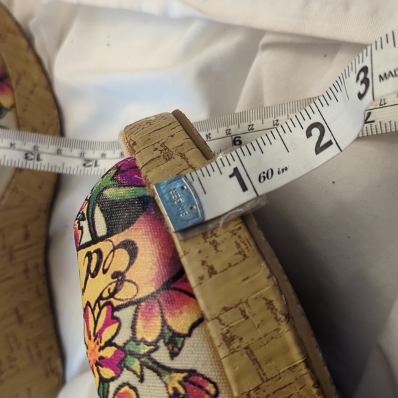 Ed Hardy sexy wedge - Picture 12 of 12